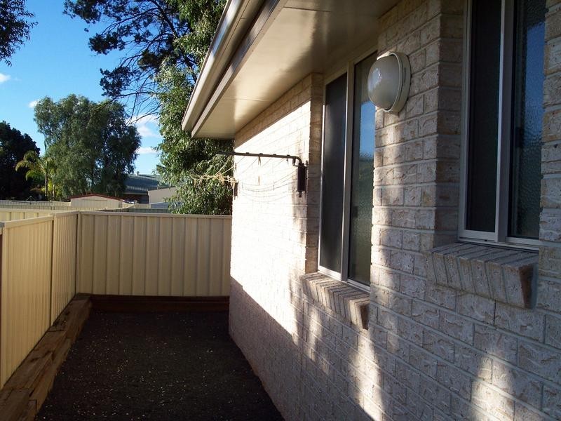 B/22 Mann Street, Chinchilla QLD 4413