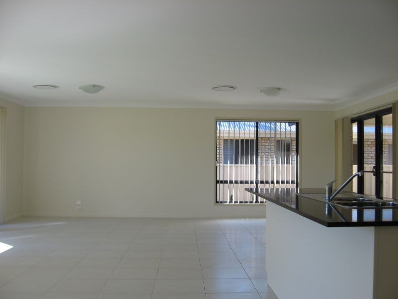 81 Sommerfeld Crs, Chinchilla QLD 4413