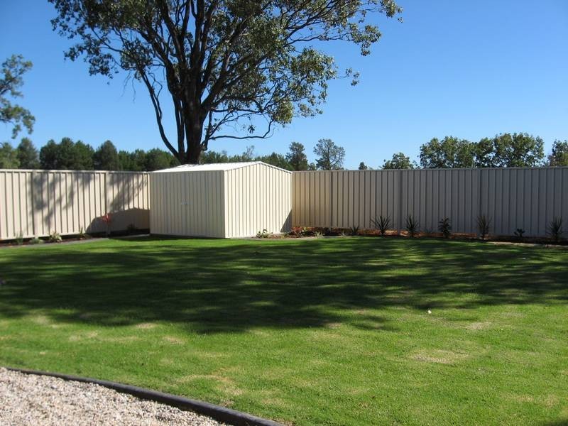 81 Sommerfeld Crs, Chinchilla QLD 4413