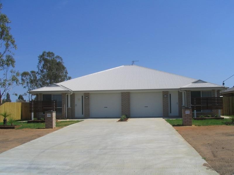 2/101 Zeller Street, Chinchilla QLD 4413