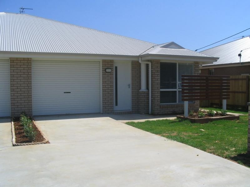 2/101 Zeller Street, Chinchilla QLD 4413