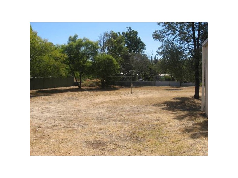 9 Russell Street, Chinchilla QLD 4413