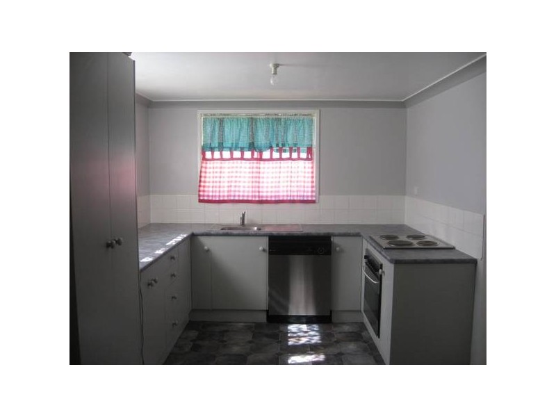 9 Russell Street, Chinchilla QLD 4413