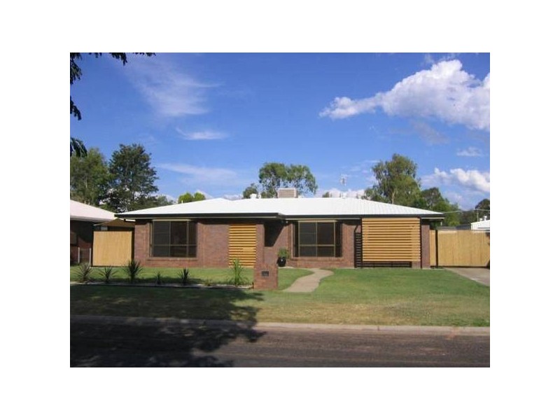 45 Mackie Street, Chinchilla QLD 4413