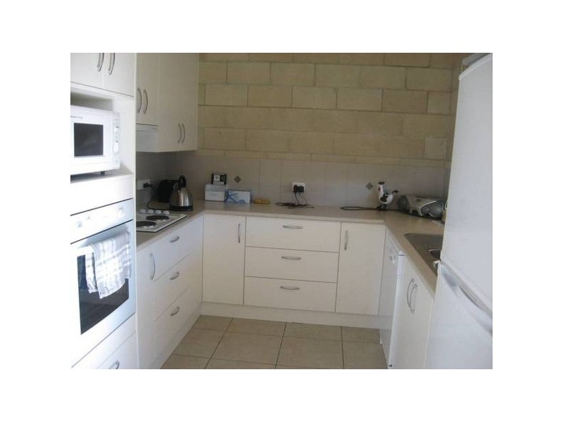 2/18 Cole Street, Chinchilla QLD 4413