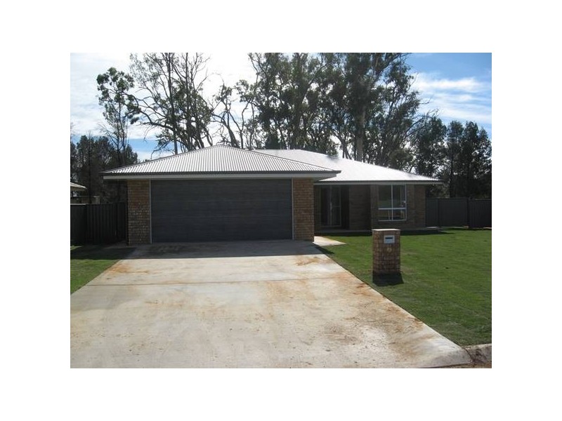 71 Sommerfeld Crescent, Chinchilla QLD 4413
