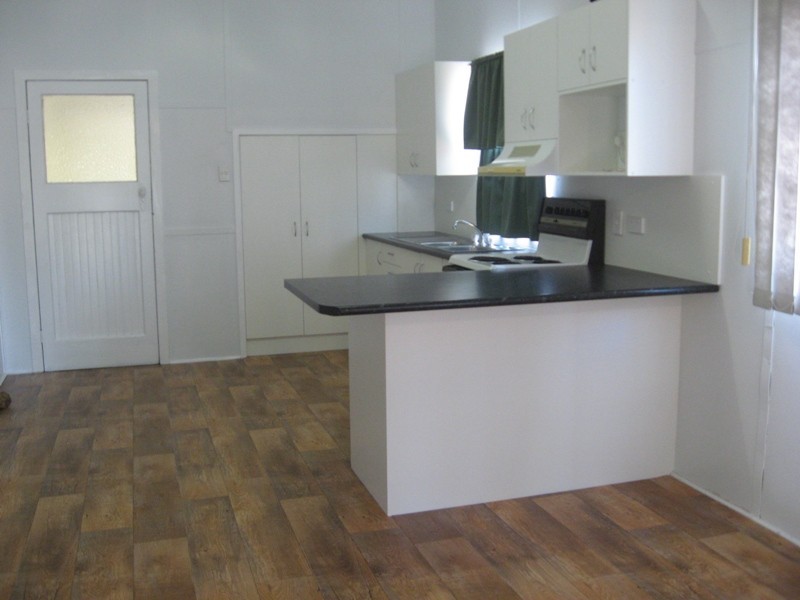 7 Castle Street, Chinchilla QLD 4413