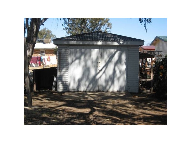 92 Middle, Chinchilla QLD 4413