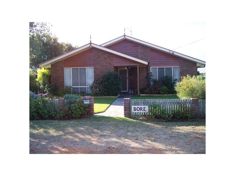 99 Oak Street, Chinchilla QLD 4413