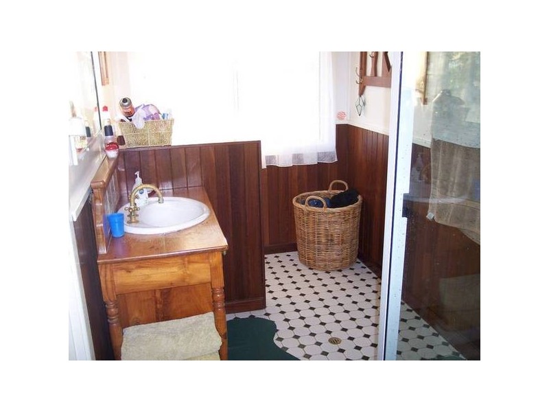 Gadsbys Road, Jandowae QLD 4410