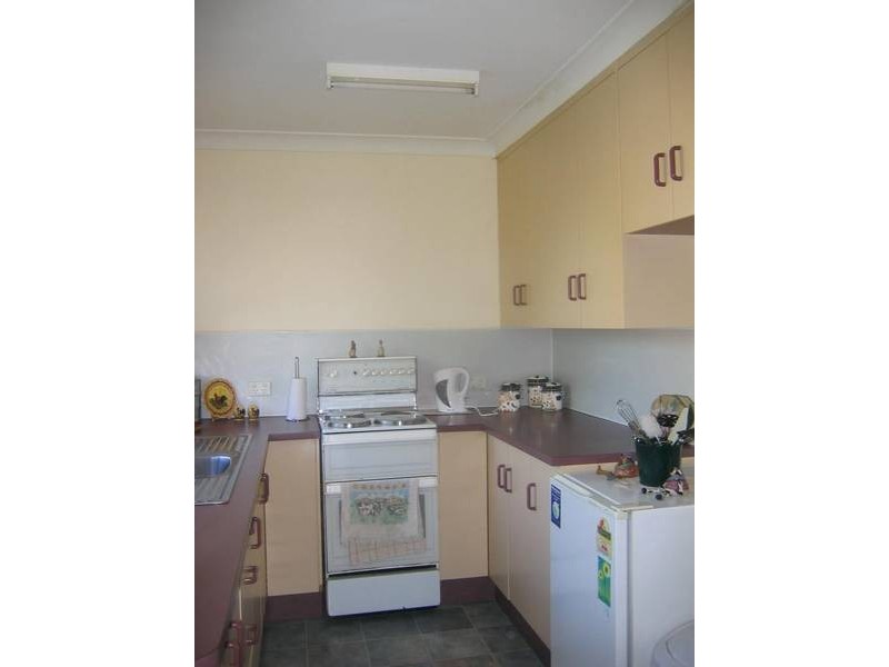 27 Mackie Street, Chinchilla QLD 4413