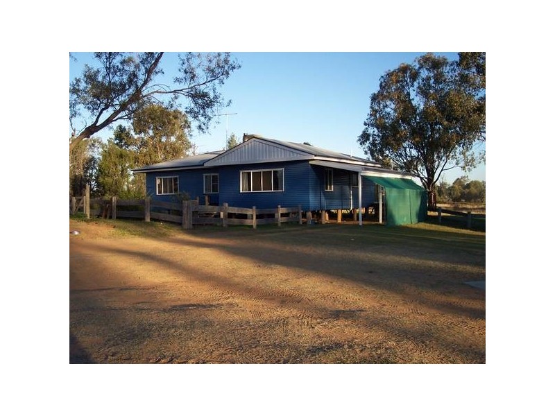 2 Dahlers Road, Chinchilla QLD 4413