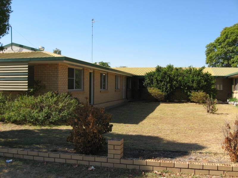 3/15 Mann Street, Chinchilla QLD 4413