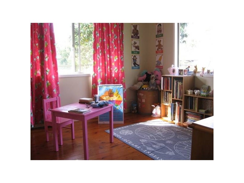 8 Wheeler, Chinchilla QLD 4413