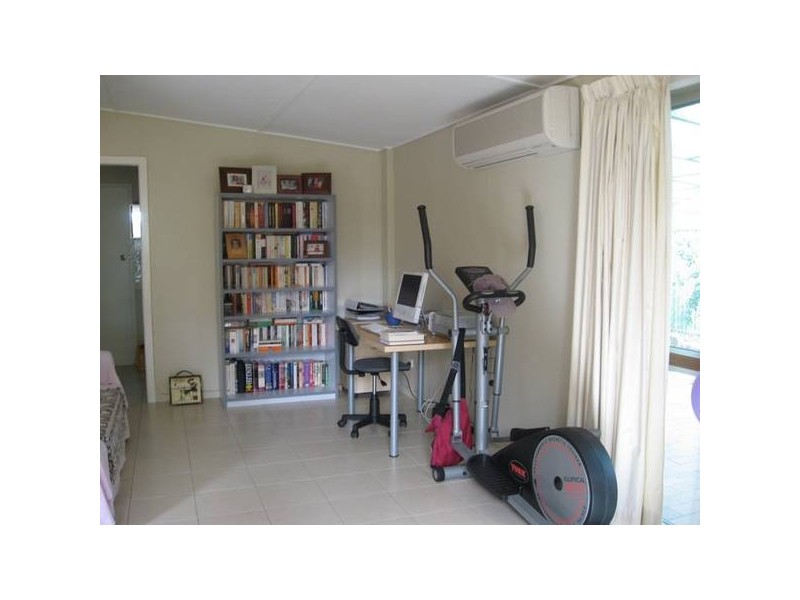 8 Wheeler, Chinchilla QLD 4413