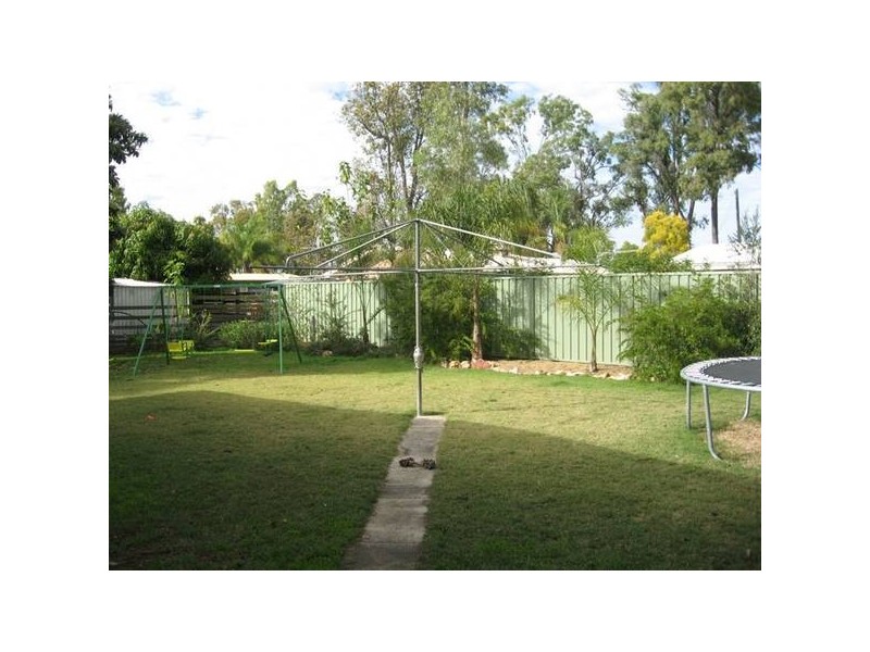 8 Wheeler, Chinchilla QLD 4413