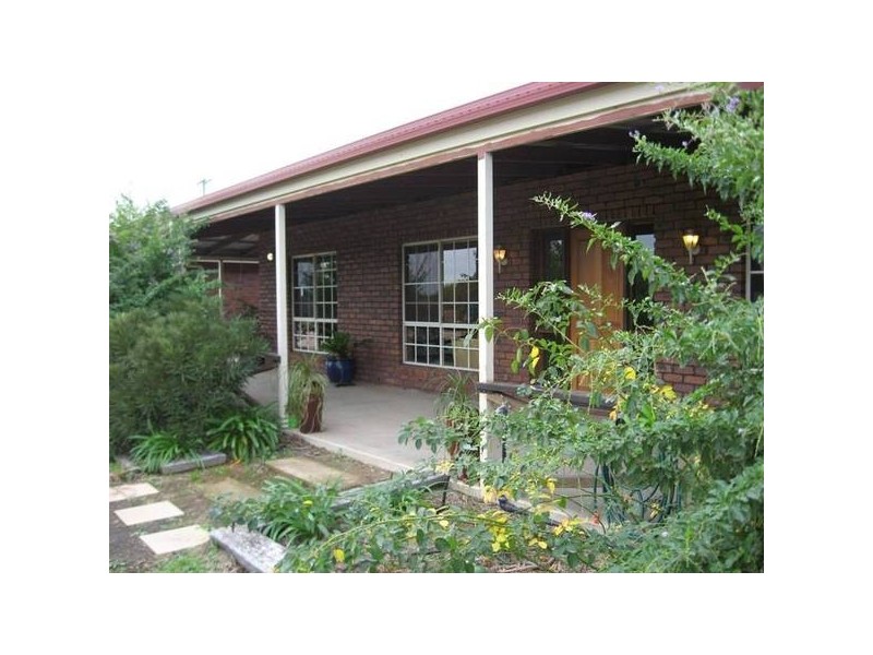 1031 Boonarga Inverai Road, Chinchilla QLD 4413
