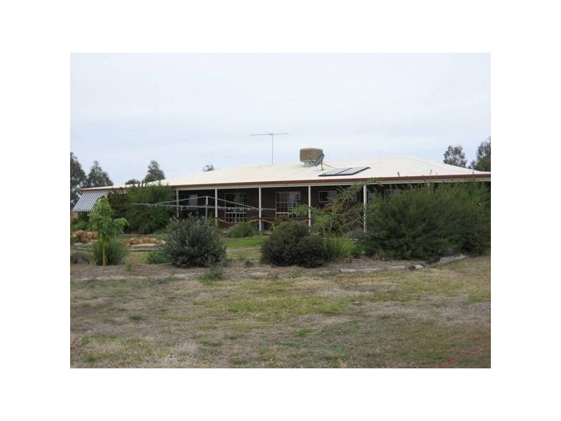 1031 Boonarga Inverai Road, Chinchilla QLD 4413