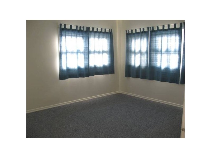 32 Windmill Road, Chinchilla QLD 4413