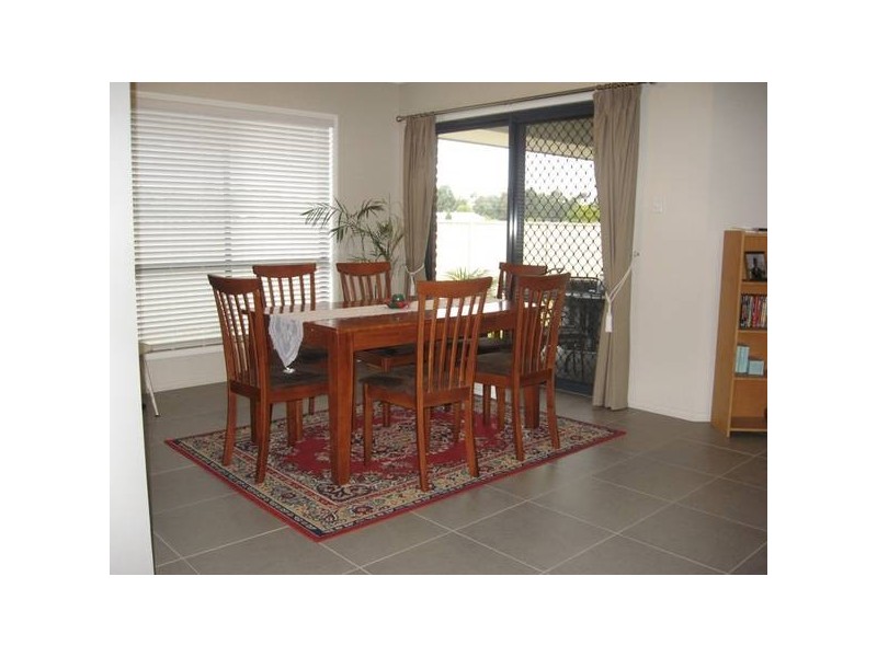 27 Sommerfeld Crescent, Chinchilla QLD 4413