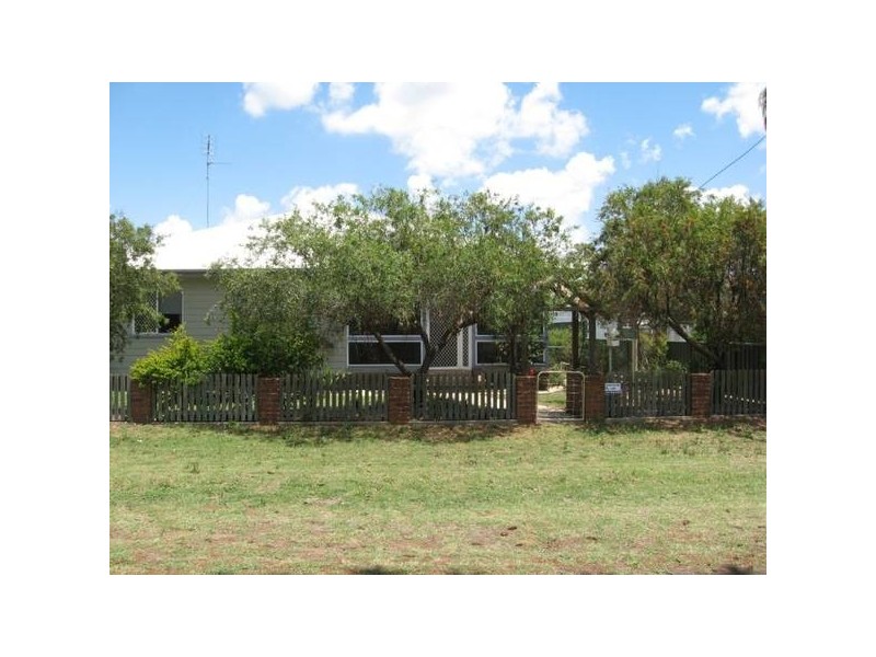 22 Evans, Chinchilla QLD 4413