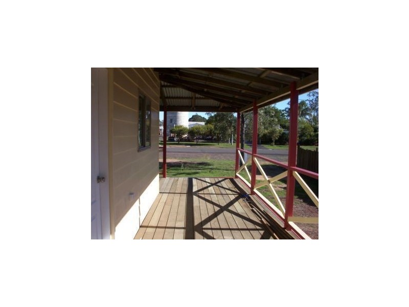 35 Hickey Street, Jandowae QLD 4410
