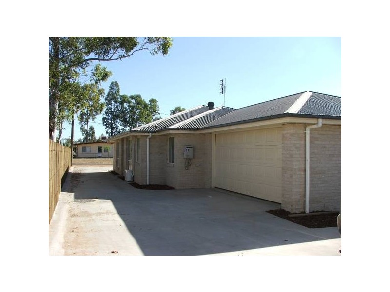 1/79 Boyd, Chinchilla QLD 4413
