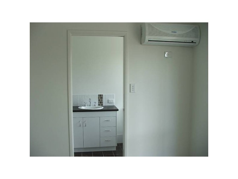 1/79 Boyd, Chinchilla QLD 4413