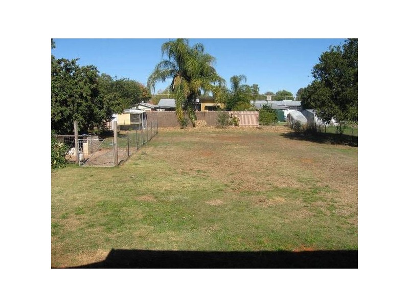 22 Barber Street, Chinchilla QLD 4413