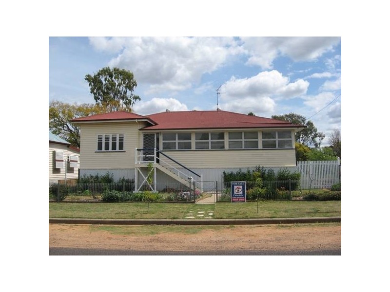 20 Claydon Street, Chinchilla QLD 4413