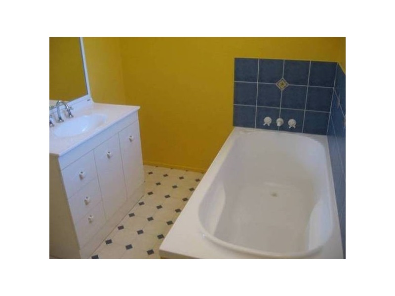 9 Russell, Chinchilla QLD 4413