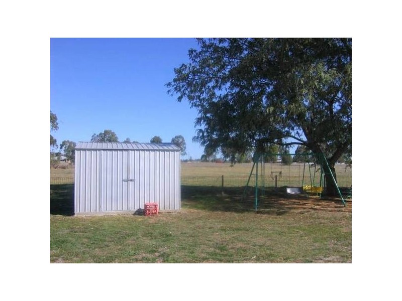 13 Stevenson Street, Chinchilla QLD 4413