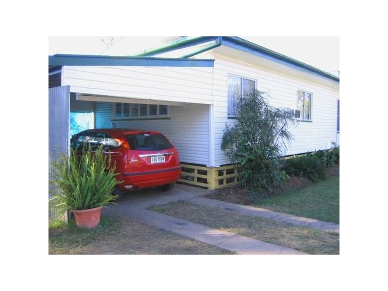 27 Rennick Street, Chinchilla QLD 4413