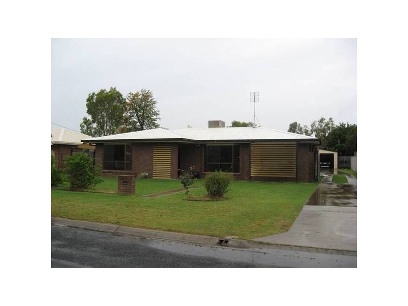 45 Mackie, Chinchilla QLD 4413