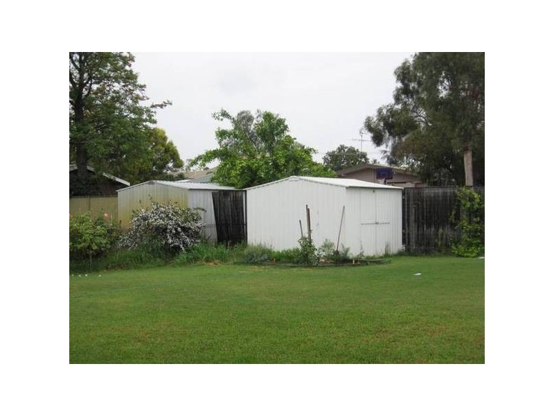 45 Mackie, Chinchilla QLD 4413