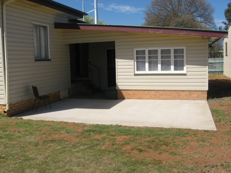 77 Wambo Street, Chinchilla QLD 4413
