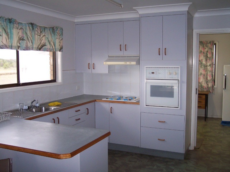 Avenue Road, Chinchilla QLD 4413