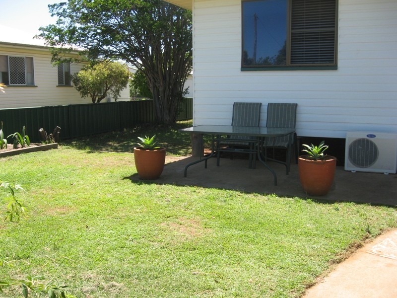 9 Atkins, Chinchilla QLD 4413