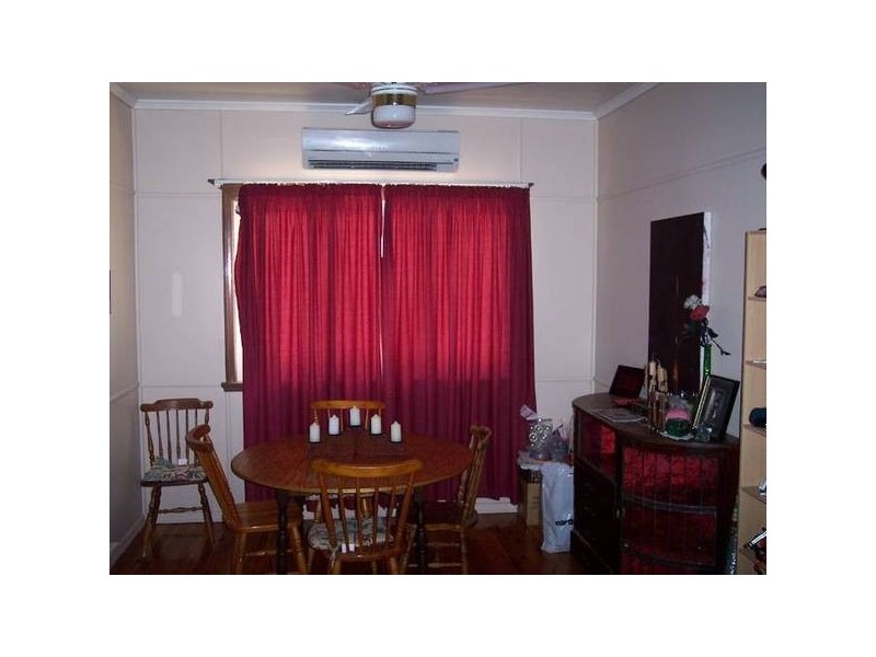 4 BEUTEL STREET, Chinchilla QLD 4413