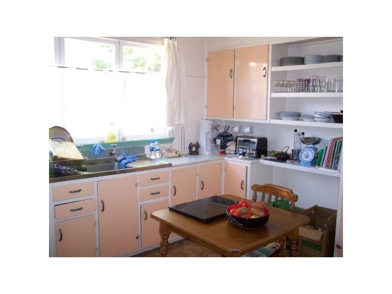 4 BEUTEL STREET, Chinchilla QLD 4413