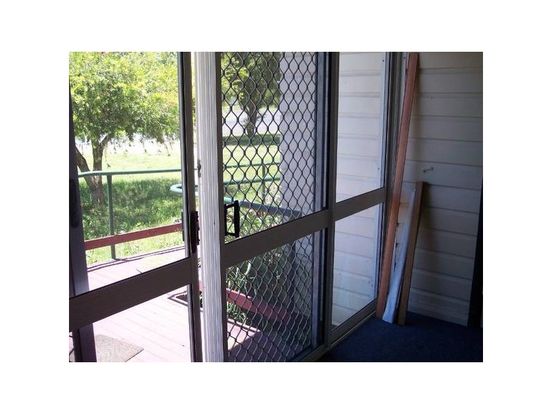 4 BEUTEL STREET, Chinchilla QLD 4413