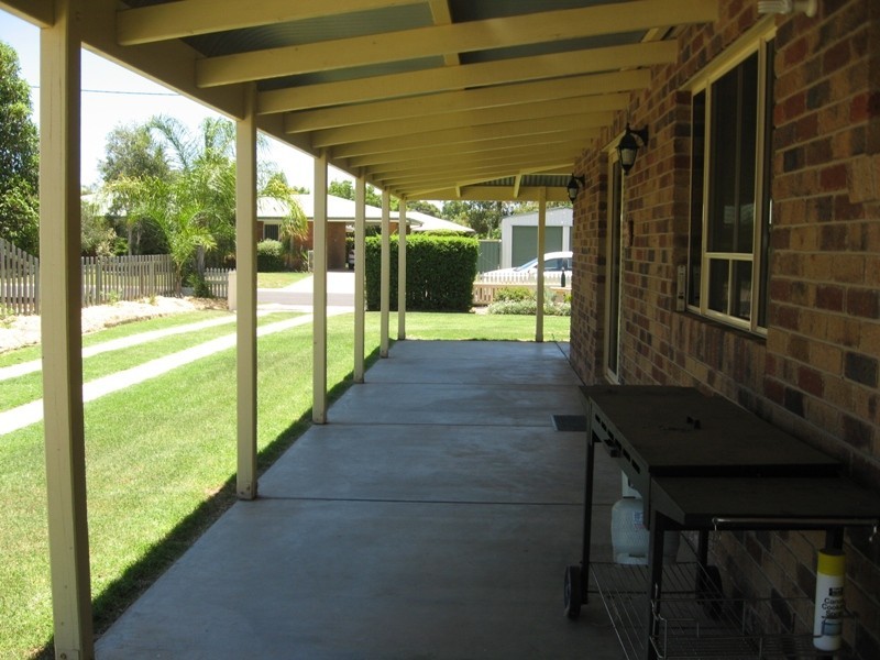 4 McIntyre, Chinchilla QLD 4413