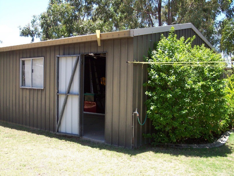 15 BELL, Chinchilla QLD 4413