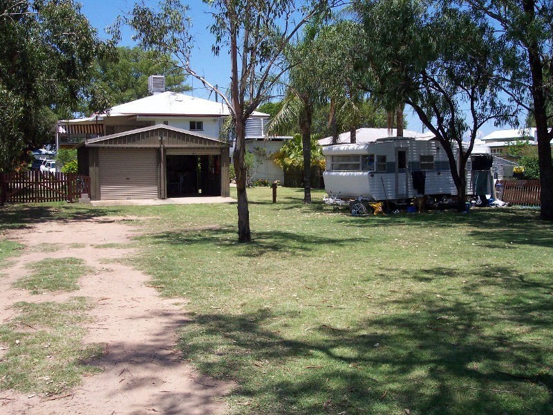 15 BELL, Chinchilla QLD 4413