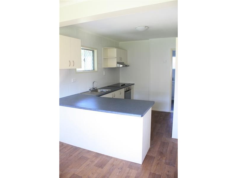 57 Bruce Avenue, Paradise Point QLD 4216