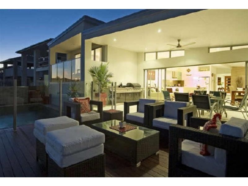 Biggera Waters QLD 4216