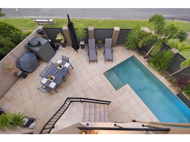 Biggera Waters QLD 4216