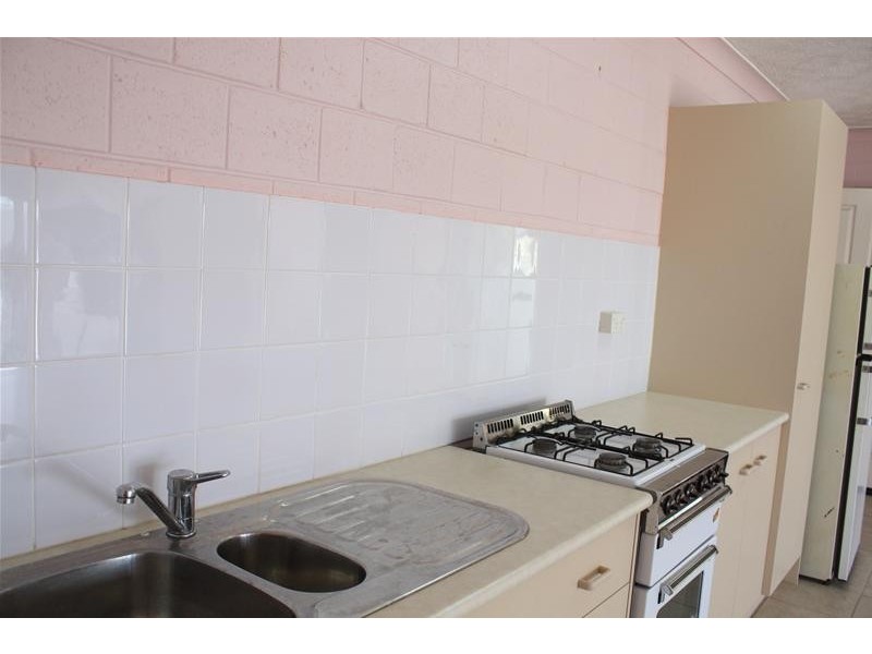 9 Amaroo Street, Biggera Waters QLD 4216