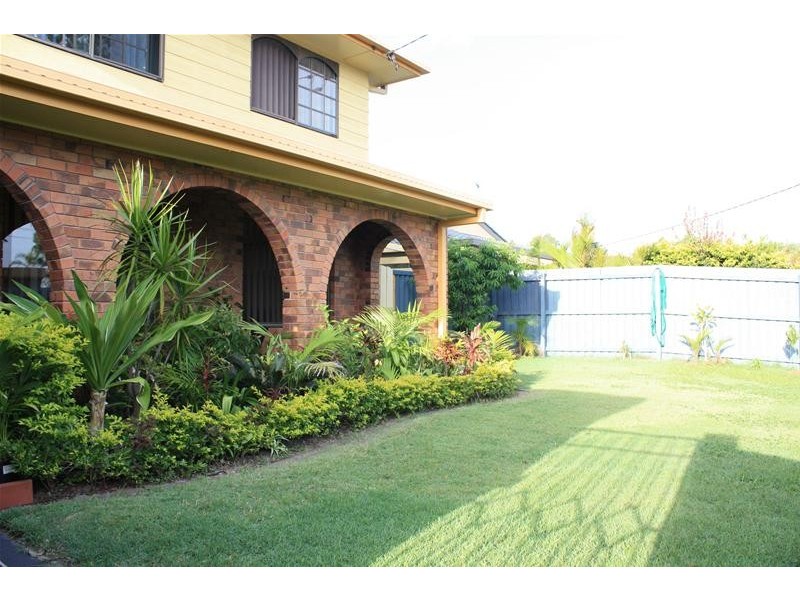 25 Goorawin Street, Runaway Bay QLD 4216