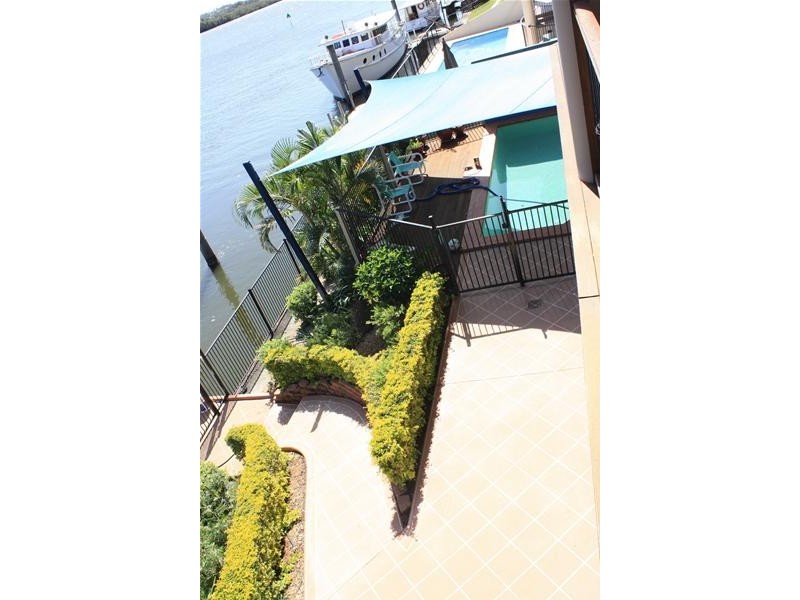 Paradise Point QLD 4216